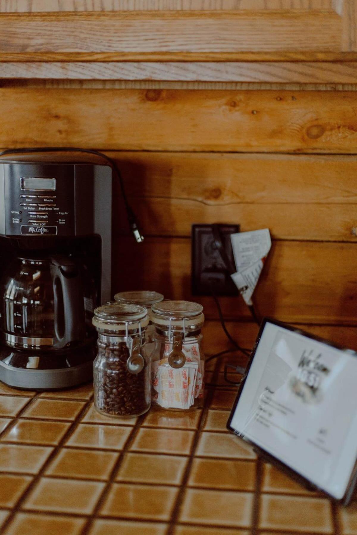 Crystal Mountain Cabin-Shuttle Pass Included! Thompsonville Esterno foto