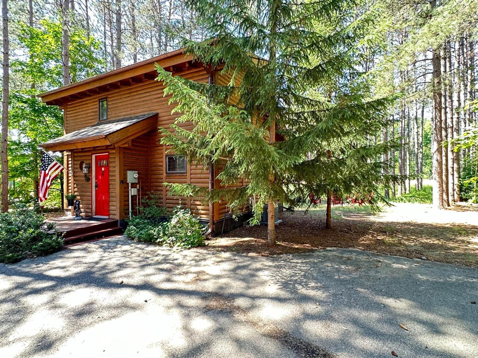 Crystal Mountain Cabin-Shuttle Pass Included! Thompsonville Esterno foto